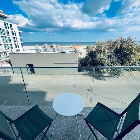 Crazy Seaview Nord Apartment